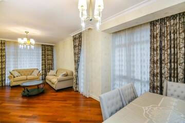 Фото номера Апартаменты с 2 спальнями Апартаменты Lux Family Apartment in City Center г. Баку 57