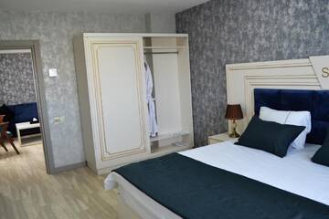 Фото номера Полулюкс с балконом Отель Supreme Hotel Baku г. Баку 5
