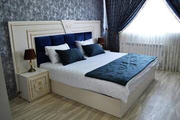 Фото номера Полулюкс с балконом Отель Supreme Hotel Baku г. Баку 6