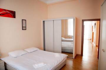 Фото номера Апартаменты с 2 спальнями Апартаменты MINI- VENICE Apartment 2 Bedrooms г. Баку 17