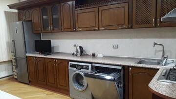 Фото номера Апартаменты с 3 спальнями Апартаменты Baku white city big apartmant г. Баку 15