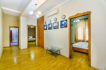 Фото номера Апартаменты Делюкс Апартаменты Apartment On Targovi г. Баку 43