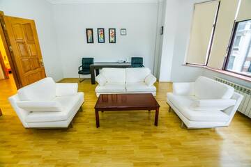 Фото номера Апартаменты Делюкс Апартаменты Apartment On Targovi г. Баку 9