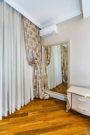 Фото номера Апартаменты с 3 спальнями Апартаменты Nizami Street VIP Apartment г. Баку 101