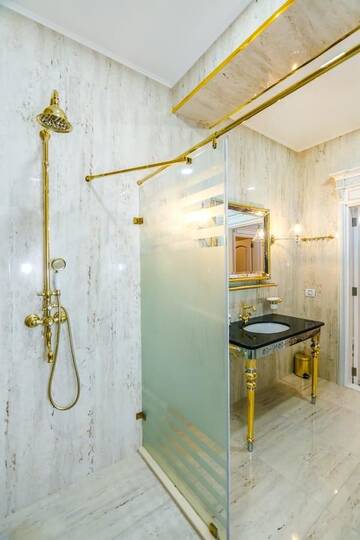 Фото номера Апартаменты с 3 спальнями Апартаменты Nizami Street VIP Apartment г. Баку 35