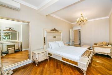 Фото номера Апартаменты с 3 спальнями Апартаменты Nizami Street VIP Apartment г. Баку 99