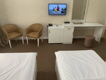 Фото номера Стандартный двухместный номер с 2 отдельными кроватями Отель Sahil Park Hotel г. Баку 5
