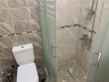 Фото номера Стандартный трехместный номер Отель Sahil Park Hotel г. Баку 4