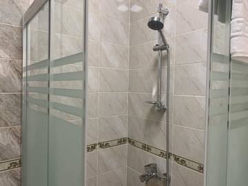 Фото номера Стандартный трехместный номер Отель Sahil Park Hotel г. Баку 5