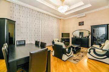Фото номера Апартаменты Делюкс Апартаменты VIP Apartment On Near Mc Donalds г. Баку 8
