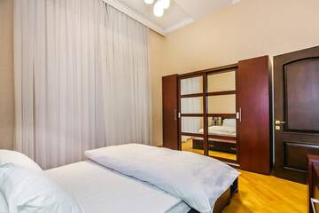 Фото номера Апартаменты Делюкс Апартаменты VIP Apartment On Near Mc Donalds г. Баку 77