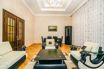 Фото Апартаменты VIP Apartment On Near Mc Donalds г. Баку 5