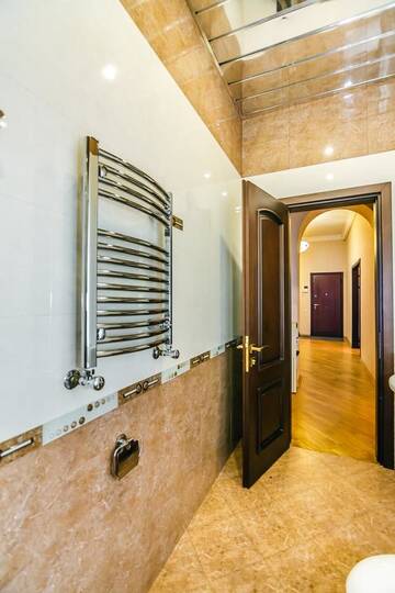 Фото номера Апартаменты Делюкс Апартаменты VIP Apartment On Near Mc Donalds г. Баку 40