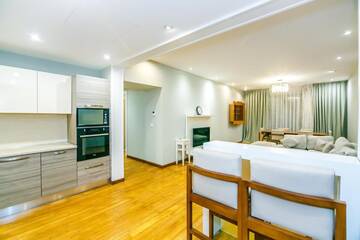 Фото номера Апартаменты с видом на море Апартаменты Luxary Apartment China Embassy г. Баку 106