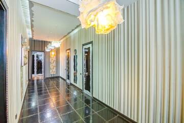 Фото номера Апартаменты с балконом Апартаменты Deluxe Apartment on Tarqovu centr г. Баку 16