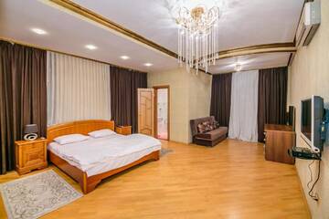 Фото номера Апартаменты Делюкс Апартаменты Luxary Bulding Gold Baku г. Баку 32