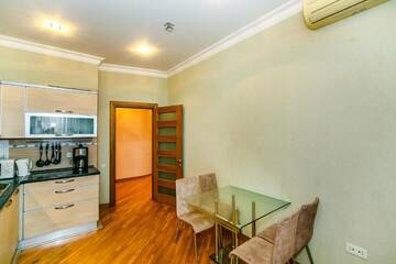 Фото номера Апартаменты Делюкс Апартаменты HOTEL APARTMENT VIP PRAMIDA PLASA г. Баку 34