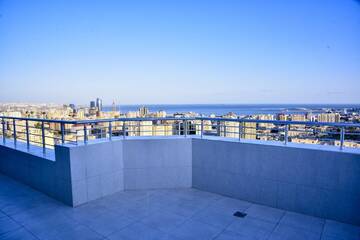 Фото номера Апартаменты с видом на море Апартаменты Supreme Panoramic Apartment г. Баку 10