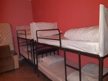 Фото номера Общий номер для мужчин и женщин Хостелы NIZAMI VIEW HOSTEL AND GUEST HOUSE г. Баку 7