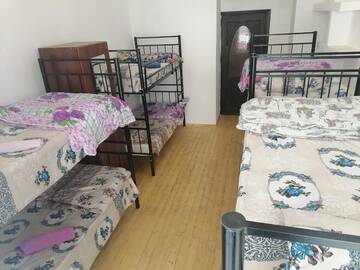 Фото номера Общий 4-местный номер для мужчин и женщин Хостелы Crystal Palace Hostel г. Баку 3