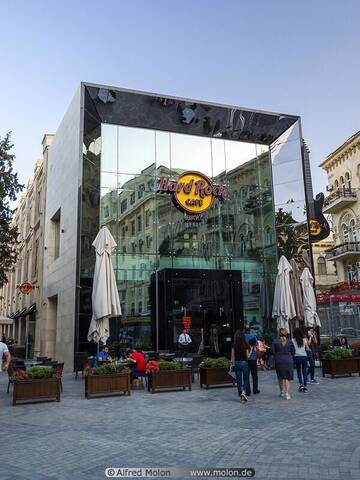 Фото Апартаменты Special Apartment Hard Rock Cafe г. Баку 2