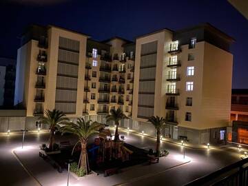 Фото Апартаменты REGES PARK Residence г. Баку 1
