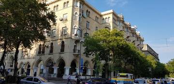 Фото Апартаменты Crown Deluxe Apartment on Nizami Street г. Баку 5