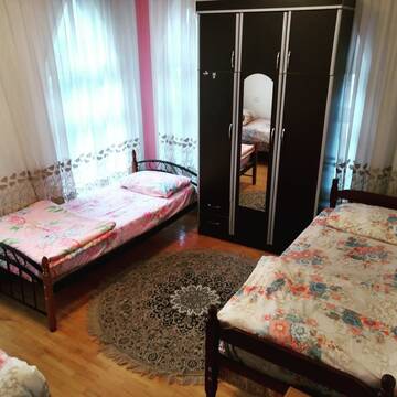 Фото Хостелы ALPHA CENTAURI HOSTEL г. Баку 1