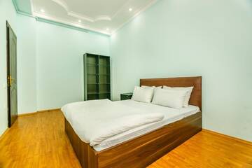Фото номера Апартаменты с балконом Отель HOTEL APARTMENT VIP SAHIL RESIDENCE г. Баку 4
