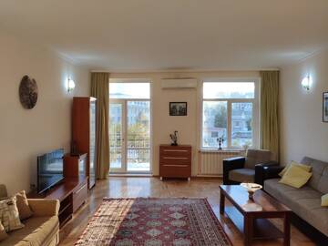 Фото Апартаменты Nizami Street Family Apartment г. Баку 1