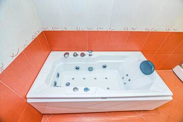 Фото номера Апартаменты с 3 спальнями Апартаменты Apartment On Al Bahar г. Баку 71