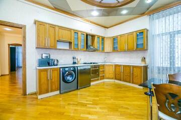 Фото номера Апартаменты с 3 спальнями Апартаменты Apartment On Al Bahar г. Баку 11