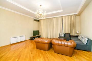 Фото номера Апартаменты с 3 спальнями Апартаменты Apartment On Al Bahar г. Баку 19
