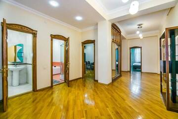 Фото номера Апартаменты с 3 спальнями Апартаменты Apartment On Al Bahar г. Баку 63