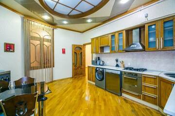 Фото номера Апартаменты с 3 спальнями Апартаменты Apartment On Al Bahar г. Баку 67