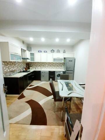 Фото номера Апартаменты с 2 спальнями Апартаменты TOURIST APARTMENT г. Баку 33