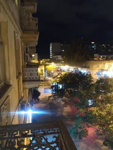 Фото номера Апартаменты с балконом Апартаменты Between 28may Metro station and National Boulevard Seaside Park г. Баку 72