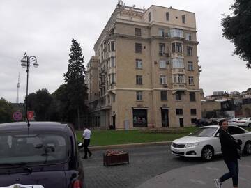 Фото Апартаменты For our friends. Center. 2 bedrooms. г. Баку 4