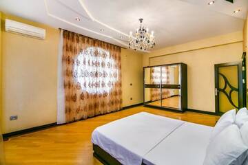 Фото номера Апартаменты с 3 спальнями Апартаменты Luxary Apartments г. Баку 41