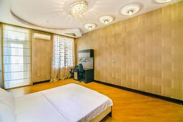 Фото номера Апартаменты с 3 спальнями Апартаменты Luxary Apartments г. Баку 51