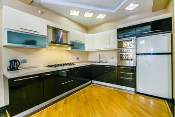Фото номера Апартаменты с 3 спальнями Апартаменты Luxary Apartments г. Баку 102