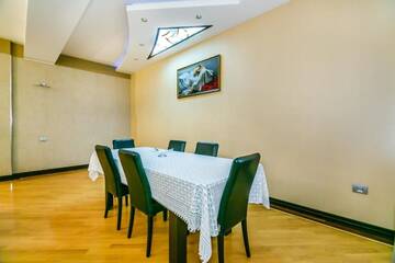 Фото номера Апартаменты с 3 спальнями Апартаменты Luxary Apartments г. Баку 92