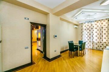 Фото номера Апартаменты с 3 спальнями Апартаменты Luxary Apartments г. Баку 93