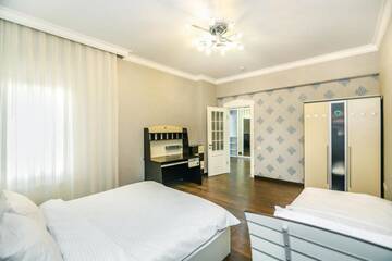Фото номера Апартаменты с 3 спальнями Апартаменты VIP Apartment near in 28 Mall г. Баку 75
