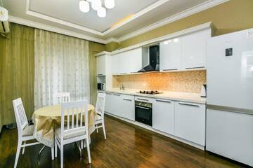 Фото номера Апартаменты с 3 спальнями Апартаменты VIP Apartment near in 28 Mall г. Баку 9
