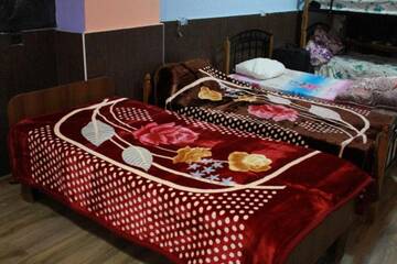 Фото номера Кровать в общем 8-местном номере Хостелы Ever Green Hostel г. Баку 12