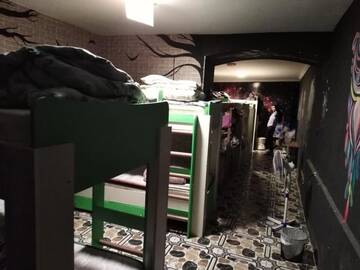 Фото номера Кровать в общем 8-местном номере Хостелы Ever Green Hostel г. Баку 13