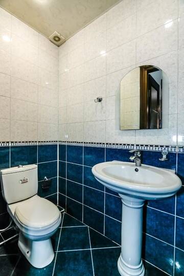 Фото номера Апартаменты с 3 спальнями Апартаменты BAKU CITY CENTRE APARTMENT г. Баку 43