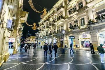 Фото номера Апартаменты с 3 спальнями Апартаменты BAKU CITY CENTRE APARTMENT г. Баку 18