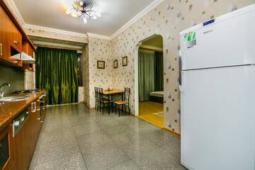 Фото номера Апартаменты с 3 спальнями Апартаменты BAKU CITY CENTRE APARTMENT г. Баку 32